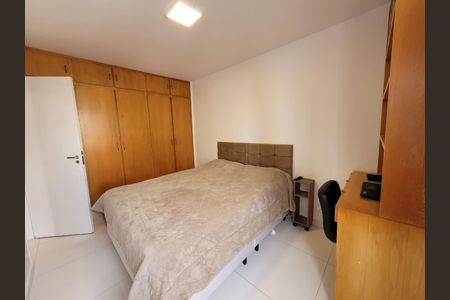 Apartamento à venda com 74m², 3 quartos e 1 vagaQuarto 1