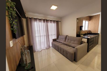 Sala de apartamento à venda com 3 quartos, 74m² em Vila Olímpia, São Paulo
