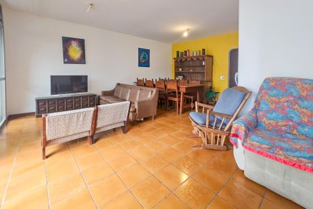 Apartamento para alugar com 130m², 3 quartos e 2 vagasSala