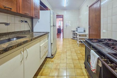Apartamento para alugar com 130m², 3 quartos e 2 vagasCozinha