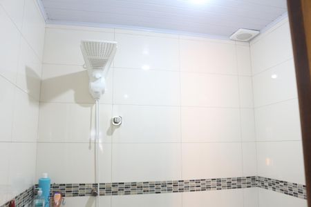 Casa à venda com 210m², 3 quartos e 2 vagasBanheiro da Suíte 