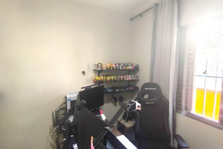 Casa à venda com 210m², 3 quartos e 2 vagas Casa à venda com 210m², 3 quartos e 2 vagasQuarto 2