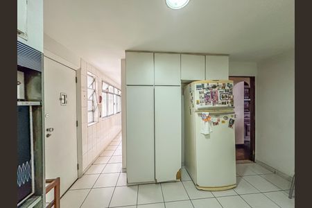 Apartamento à venda com 228m², 4 quartos e 2 vagasCozinha