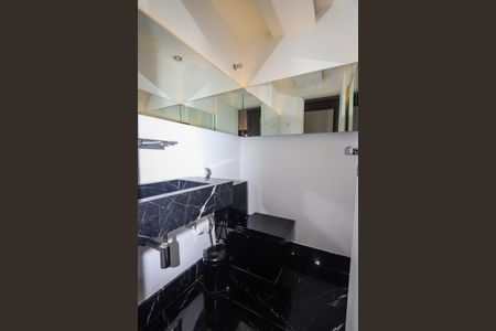 Apartamento à venda com 205m², 3 quartos e 4 vagas Apartamento à venda com 205m², 3 quartos e 4 vagasLavabo