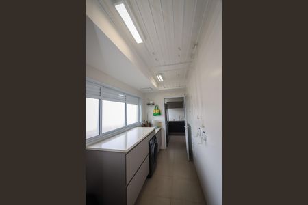 Apartamento à venda com 205m², 3 quartos e 4 vagas Apartamento à venda com 205m², 3 quartos e 4 vagasLavanderia