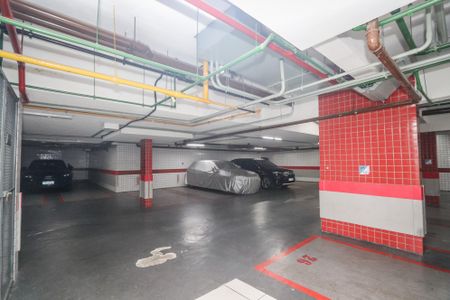 Apartamento à venda com 205m², 3 quartos e 4 vagas Apartamento à venda com 205m², 3 quartos e 4 vagasÁrea comum