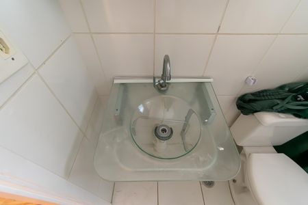 Banheiro de apartamento para alugar com 2 quartos, 49m² em Jardim Vila Formosa, São Paulo