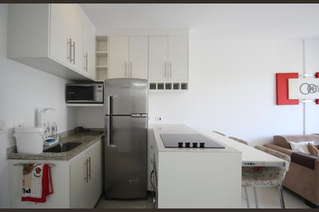Sala/Cozinha de apartamento à venda com 1 quarto, 32m² em Panamby, São Paulo