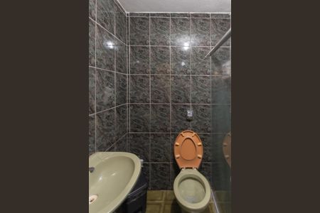 Casa à venda com 80m², 3 quartos e 1 vaga Casa à venda com 80m², 3 quartos e 1 vagaBanheiro