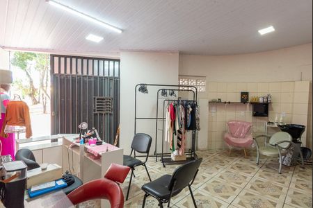 Casa à venda com 80m², 3 quartos e 1 vaga Casa à venda com 80m², 3 quartos e 1 vagaÁrea comum - Salão