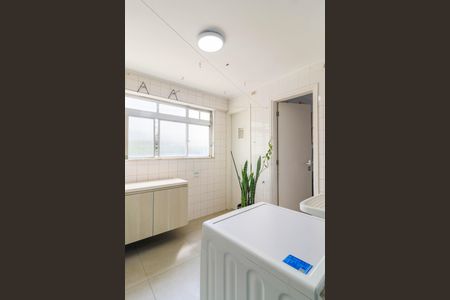 Apartamento à venda com 96m², 2 quartos e 2 vagas Apartamento à venda com 96m², 2 quartos e 2 vagasÁrea de Serviço