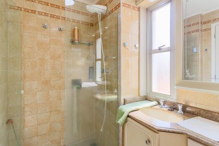 Apartamento à venda com 96m², 2 quartos e 2 vagas Apartamento à venda com 96m², 2 quartos e 2 vagasBanheiro Social