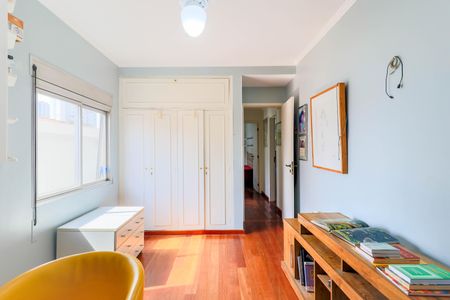 Apartamento à venda com 96m², 2 quartos e 2 vagas Apartamento à venda com 96m², 2 quartos e 2 vagasQuarto