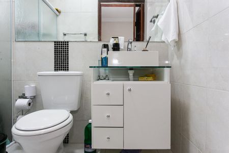 Casa para alugar com 200m², 3 quartos e 2 vagasBanheiro da Suíte