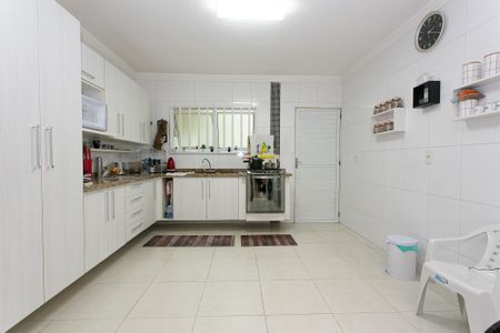 Casa para alugar com 200m², 3 quartos e 2 vagasCozinha