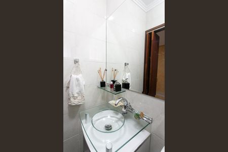 Casa para alugar com 200m², 3 quartos e 2 vagasLavabo