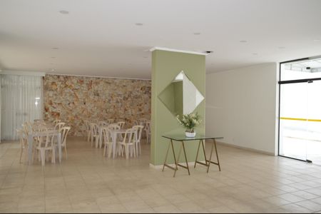 Apartamento à venda com 97m², 2 quartos e 1 vagaÁrea comum - Salão de festas