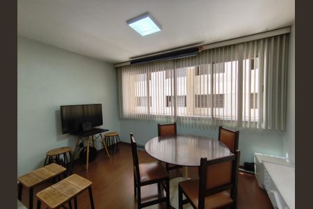 Apartamento à venda com 97m², 2 quartos e 1 vaga Apartamento à venda com 97m², 2 quartos e 1 vagaSala