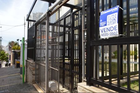 Apartamento à venda com 97m², 2 quartos e 1 vagaFachada + Plaquinha