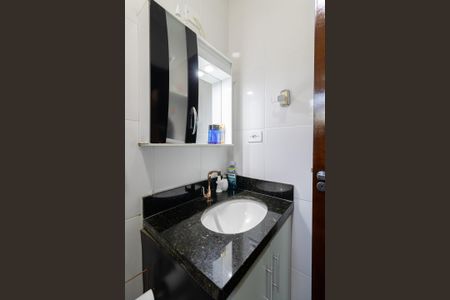 Casa de condomínio à venda com 62m², 2 quartos e 1 vaga Casa de condomínio à venda com 62m², 2 quartos e 1 vagaBanheiro