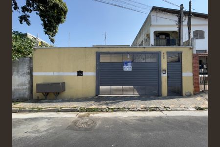 Casa de condomínio à venda com 62m², 2 quartos e 1 vaga Casa de condomínio à venda com 62m², 2 quartos e 1 vagaFachada