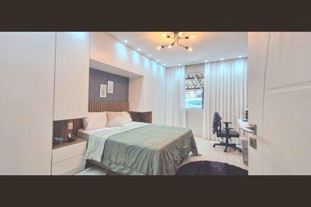 Casa à venda com 380m², 3 quartos e 8 vagas Casa à venda com 380m², 3 quartos e 8 vagasQuarto 2