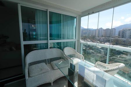 Varanda de apartamento para alugar com 1 quarto, 58m² em Barra da Tijuca, Rio de Janeiro