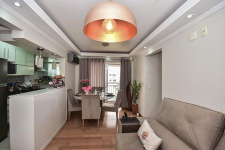 Sala de apartamento à venda com 2 quartos, 56m² em Vila Sonia do Taboao, Taboão da Serra