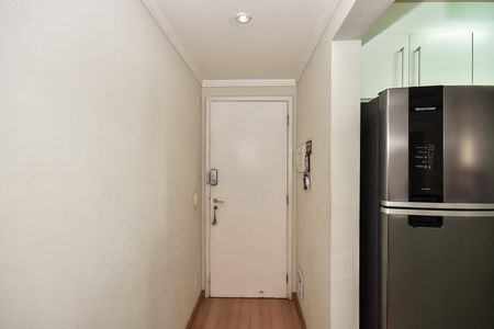 Hall de Entrada de apartamento à venda com 2 quartos, 56m² em Vila Sonia do Taboao, Taboão da Serra