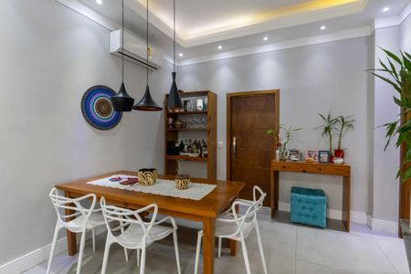 Apartamento à venda com 138m², 3 quartos e sem vagaSala