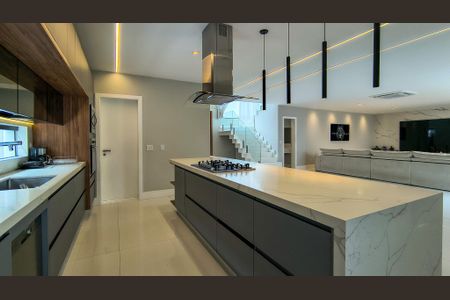 Casa de condomínio à venda com 300m², 5 quartos e 2 vagasCozinha