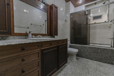 Apartamento à venda com 120m², 3 quartos e 1 vagaBanheiro Social