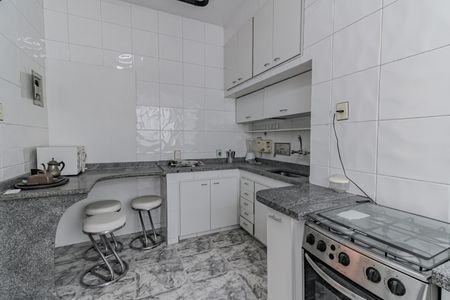 Apartamento à venda com 120m², 3 quartos e 1 vagaCozinha