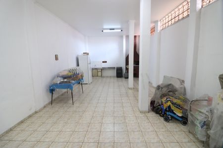 Casa à venda com 232m², 3 quartos e 3 vagasChurrasqueira