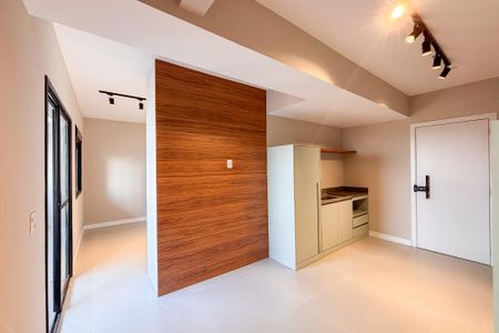 Sala/Cozinha de apartamento à venda com 1 quarto, 38m² em Chácara Seis de Outubro, São Paulo
