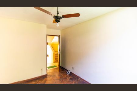 Sala de apartamento à venda com 2 quartos, 50m² em Santa Rosa, Niterói