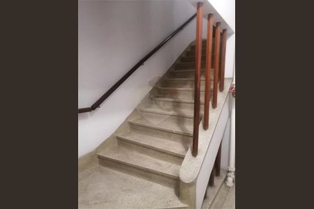 Apartamento à venda com 107m², 2 quartos e sem vaga