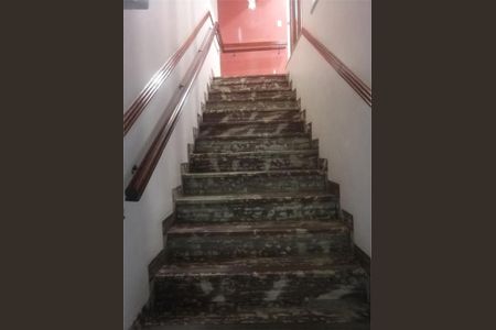 Apartamento à venda com 107m², 2 quartos e sem vaga