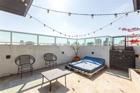 Apartamento à venda com 2 quartos, 123m² em Vila Romana, São Paulo