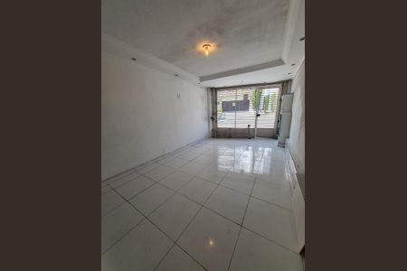Casa à venda com 150m², 3 quartos e 1 vagaGaragem
