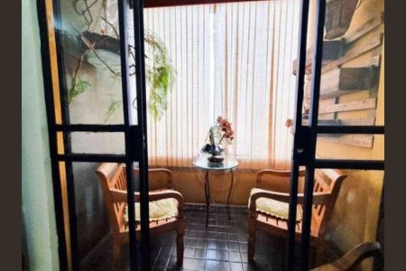 Apartamento à venda com 3 quartos, 85m² em Estoril, Belo Horizonte