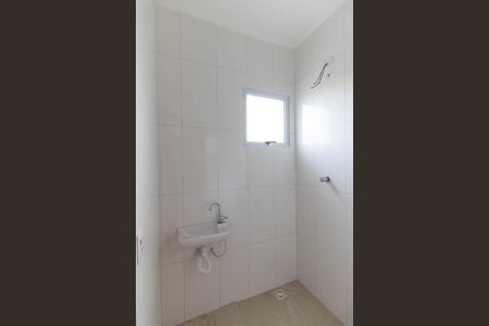 Casa de condomínio à venda com 60m², 2 quartos e 1 vagaBanheiro da Suíte 1