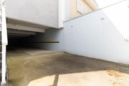 Casa de condomínio à venda com 55m², 2 quartos e 1 vaga Casa de condomínio à venda com 55m², 2 quartos e 1 vagaEntrada da Garagem