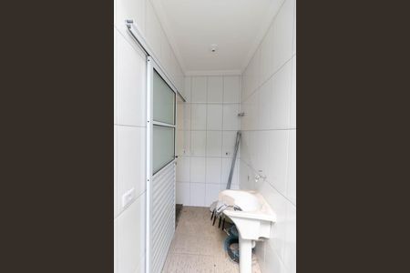 Casa de condomínio à venda com 55m², 2 quartos e 1 vaga Casa de condomínio à venda com 55m², 2 quartos e 1 vagaLavanderia