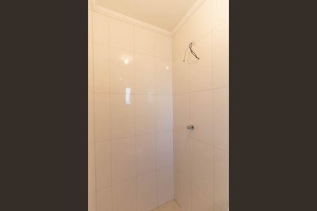 Casa de condomínio à venda com 55m², 2 quartos e 1 vaga Casa de condomínio à venda com 55m², 2 quartos e 1 vagaBanheiro da Suíte 2