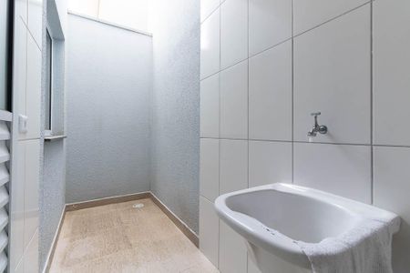 Casa de condomínio à venda com 55m², 2 quartos e 1 vaga Casa de condomínio à venda com 55m², 2 quartos e 1 vagaÁrea de Serviço