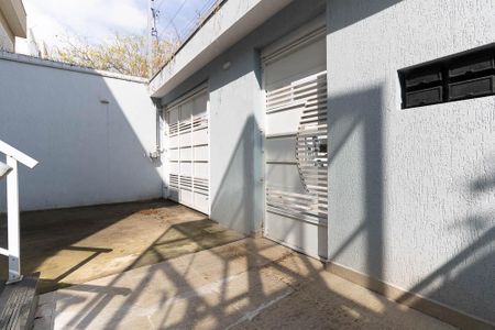 Casa de condomínio à venda com 55m², 2 quartos e 1 vagaEntrada