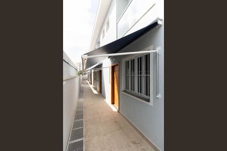 Casa de condomínio à venda com 55m², 2 quartos e 1 vagaEntrada