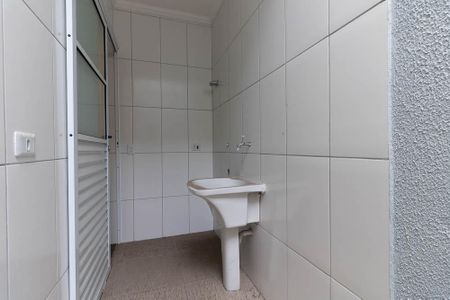 Casa de condomínio à venda com 55m², 2 quartos e 1 vagaLavanderia