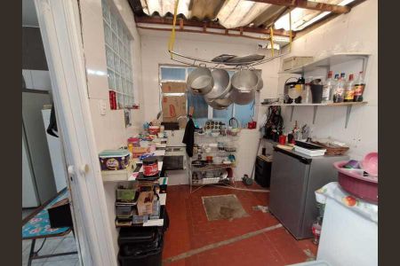 Casa de condomínio à venda com 137m², 2 quartos e 1 vaga